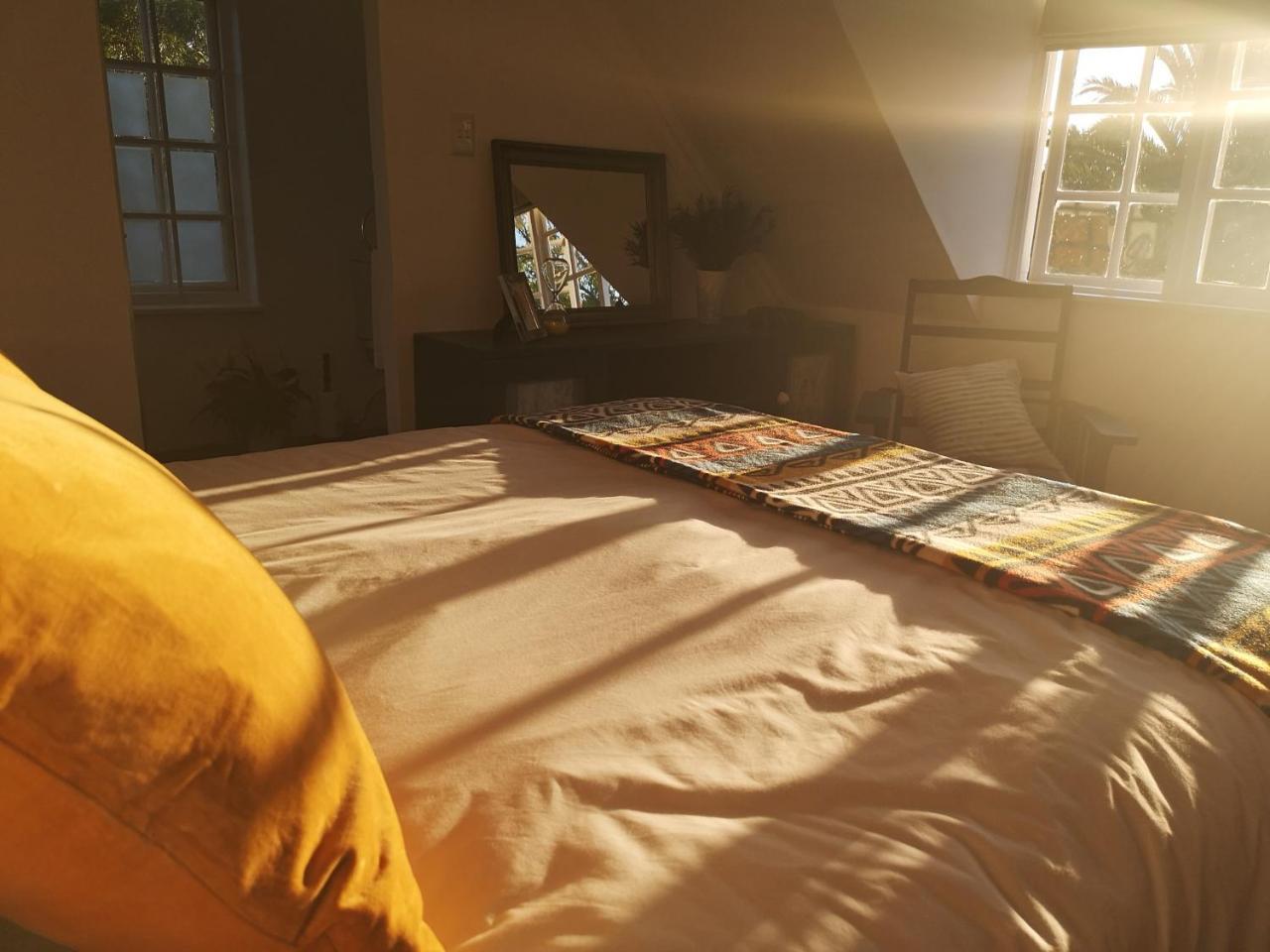 Almond Cottage Bed & Breakfast Somerset West Εξωτερικό φωτογραφία
