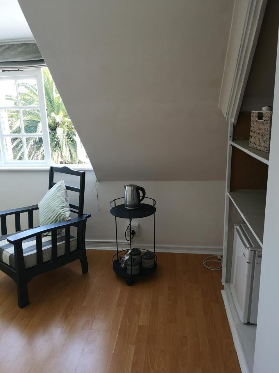 Almond Cottage Bed & Breakfast Somerset West Εξωτερικό φωτογραφία